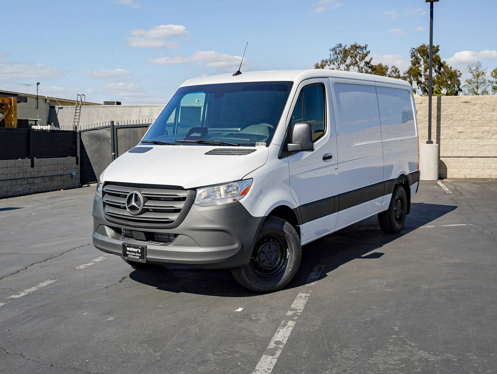 2026 Mercedes-Benz Sprinter 2500 144 WB HO's photo