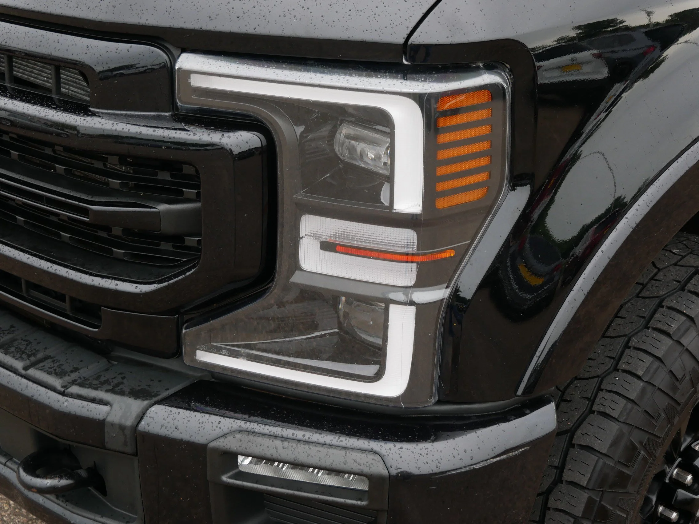 Certified Used 2022 Agate Black Metallic Ford LARIAT image 16