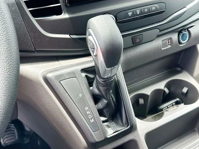 New 2026 Oxford White Ford Base image 11
