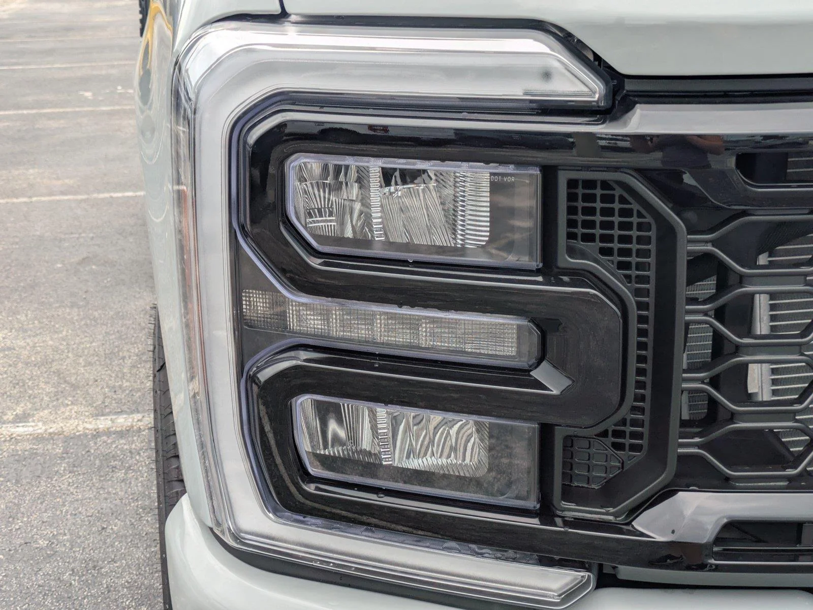New 2026 Avalanche Ford F-250® Lariat® image 10