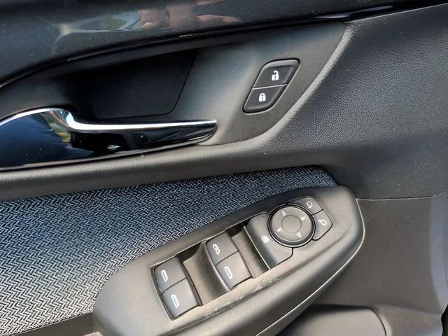 Used 2025 Black Chevrolet LT image 15
