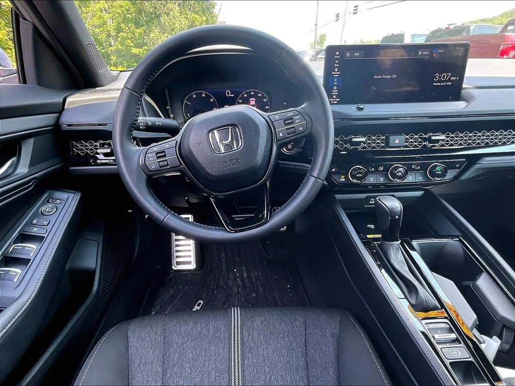 Used 2025 Gray Honda Sport image 17
