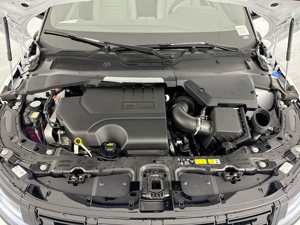 New 2026 Fuji White Land Rover Core S image 31