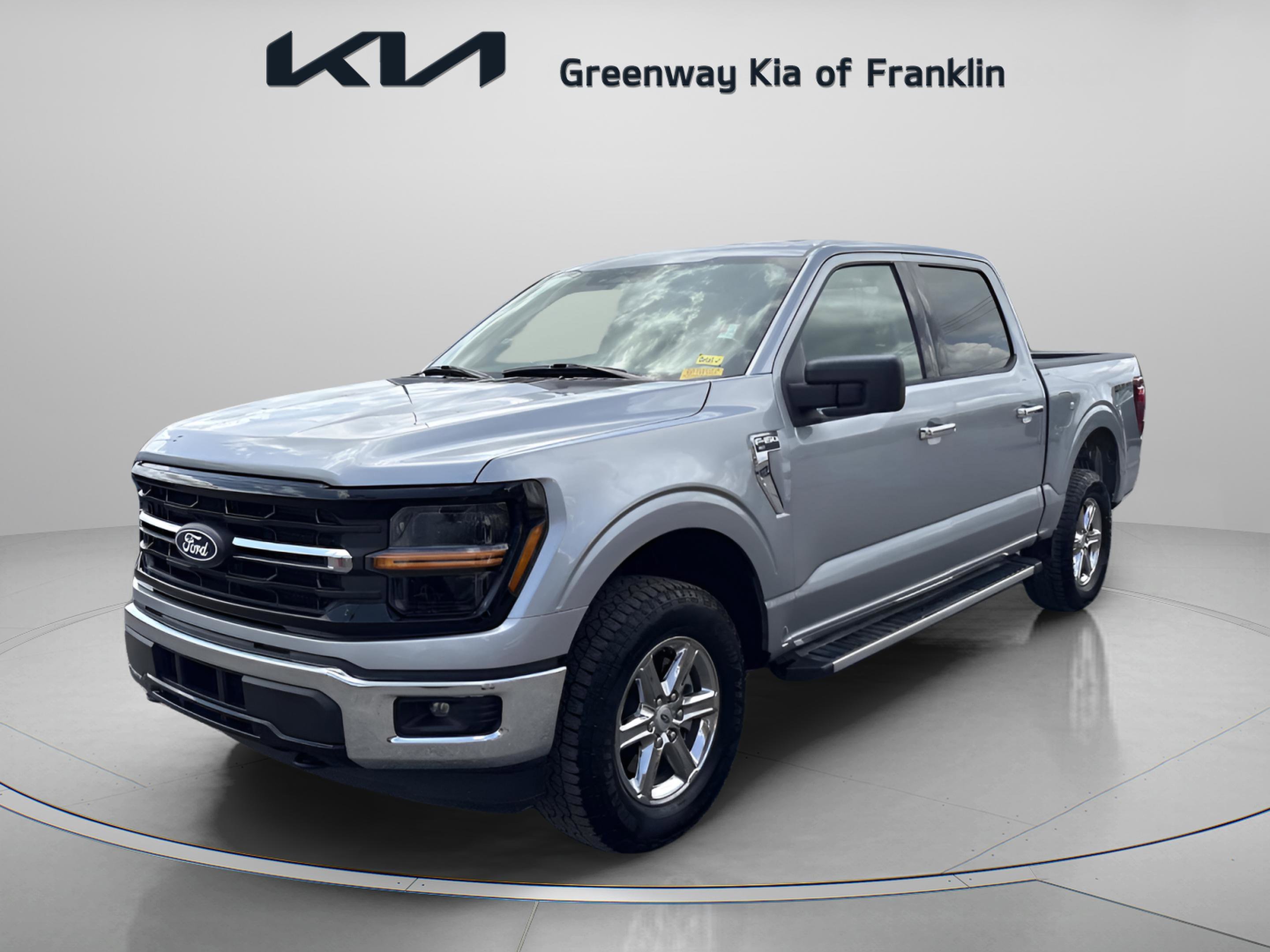 2025 Ford F-150 XLT - Photo 3