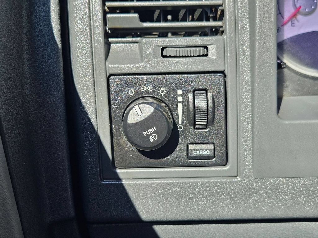 Used 2006 Black Dodge SLT image 18