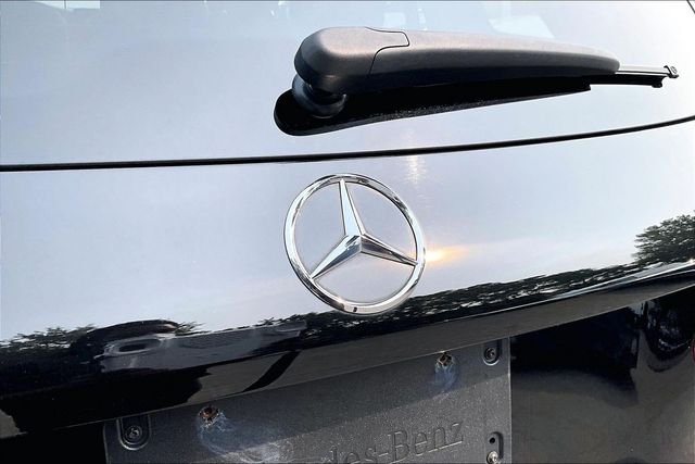 Certified Used 2022 Black Mercedes-Benz GLC 300 image 28