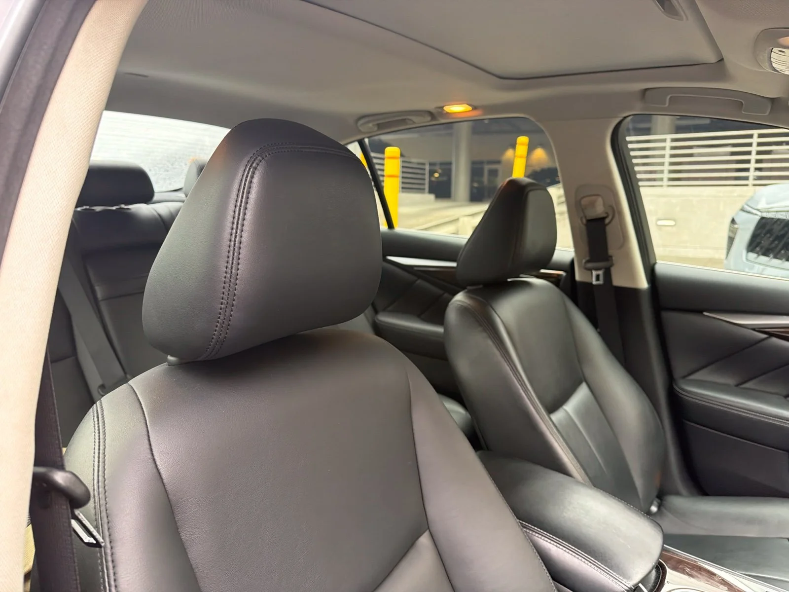 Used 2018 Black Obsidian INFINITI 3.0t LUXE image 7