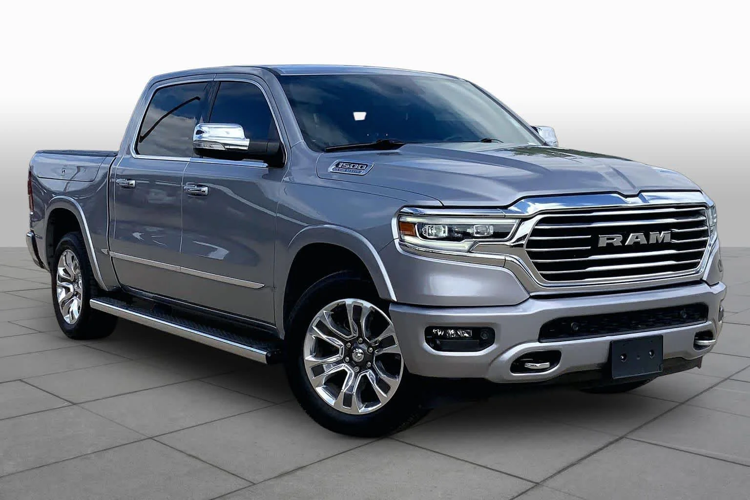 Used 2022 Billet Silver Metallic Clearcoat Ram Longhorn image 2
