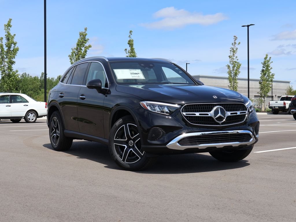 New 2026 Black Mercedes-Benz GLC 300 image 1