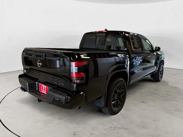 New 2026 Super Black Nissan SV image 5