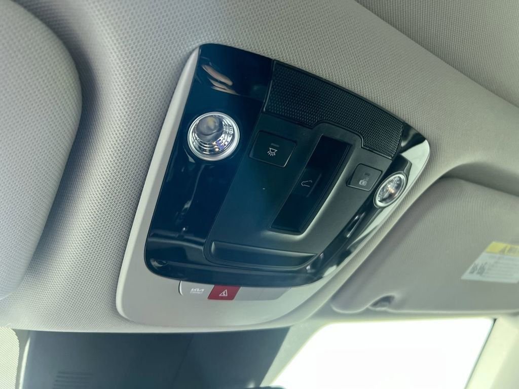 2026 Kia Sorento EX - Photo 18