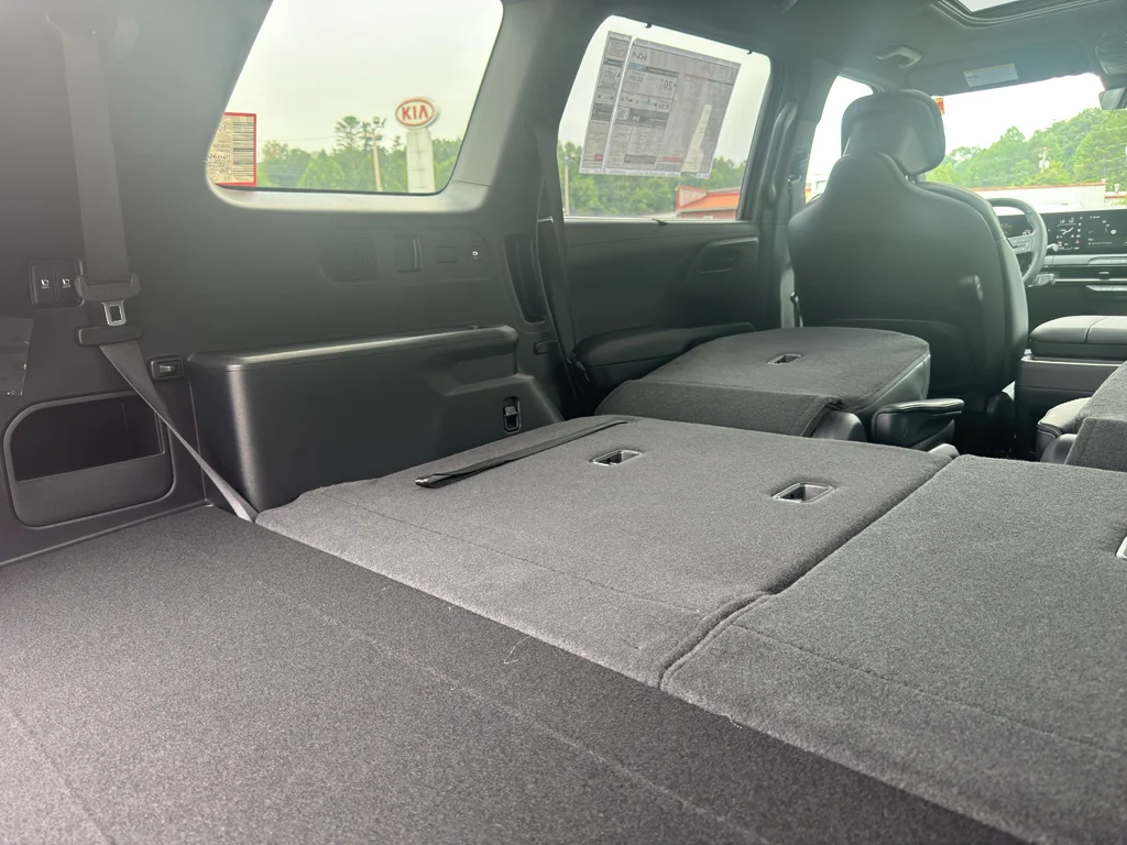New 2027 Black Jade Green Kia X-Line EX image 18