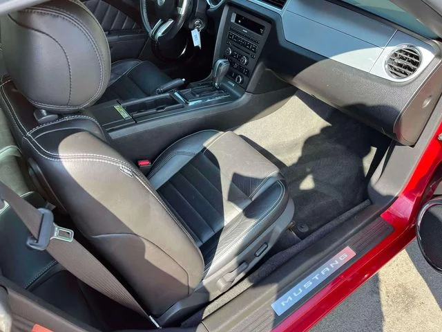 Used 2013 Candy Red Ford V6 Premium image 16