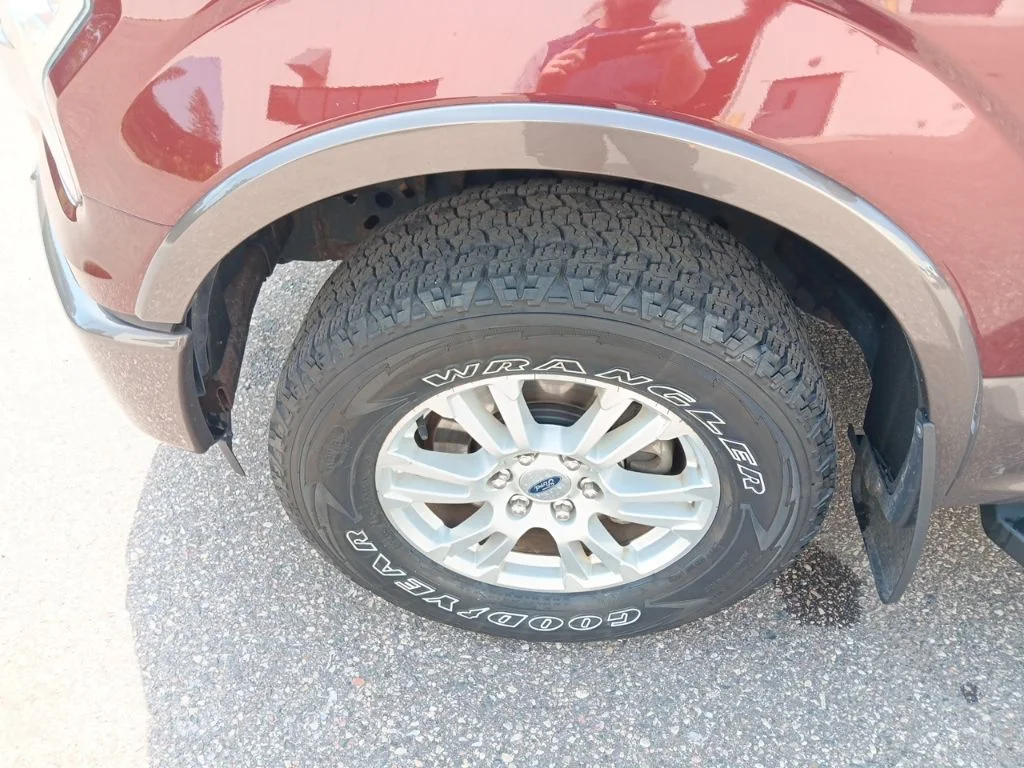 Used 2017 Bronze Fire Metallic Ford Lariat image 12
