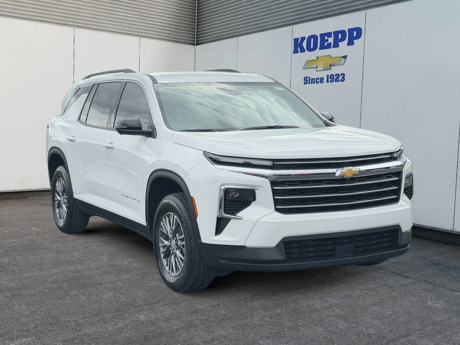 New 2027 Summit White Chevrolet LT image 7