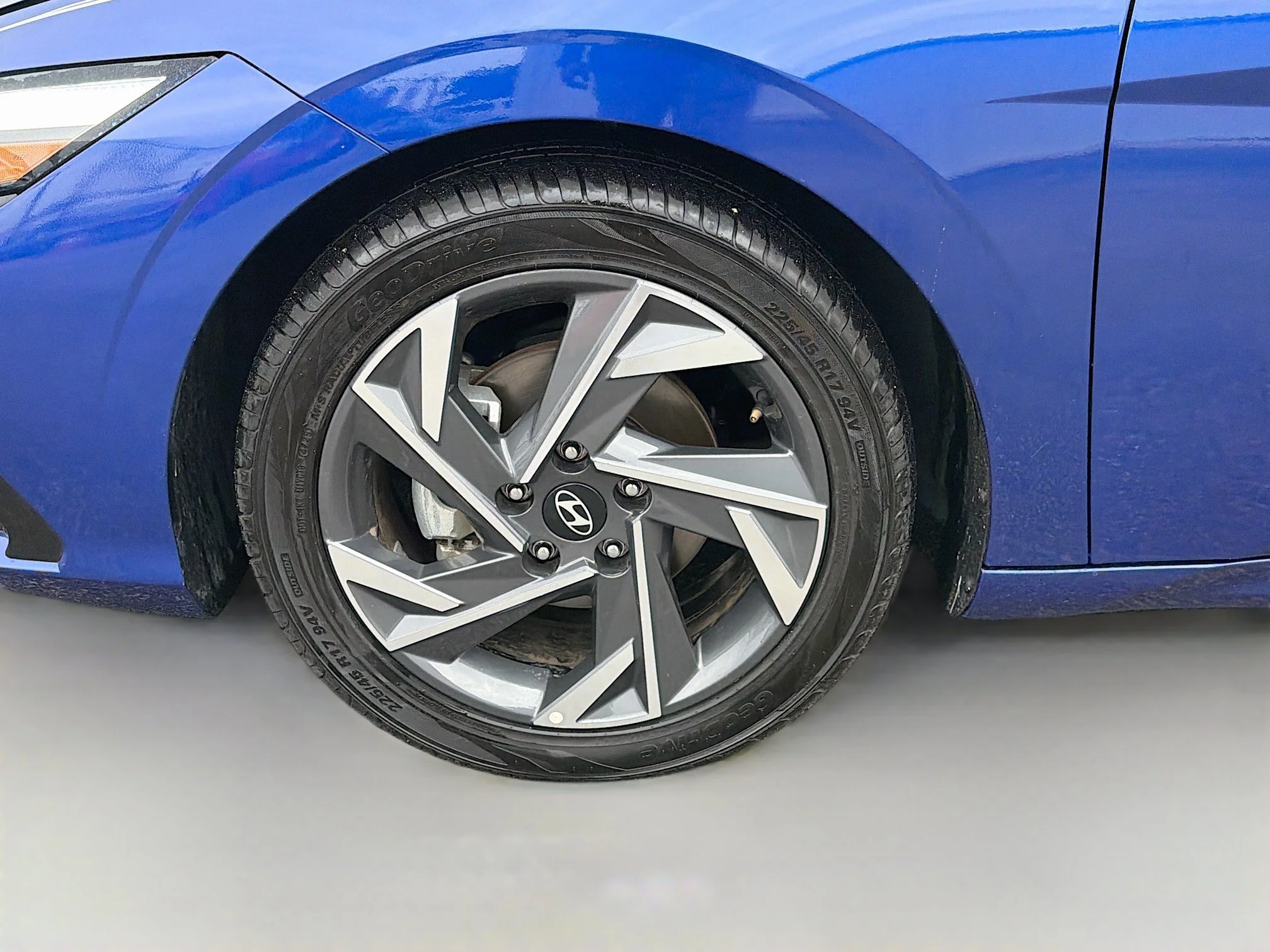 Used 2025 Intense Blue Hyundai Limited image 39