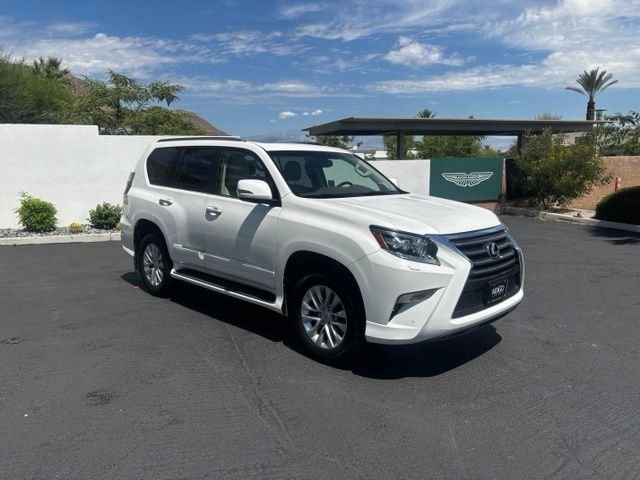 Used 2019 Starfire Pearl Lexus 460 image 3