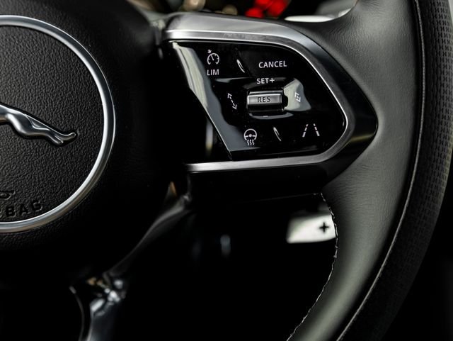 2026 Jaguar F-Pace SVR - Photo 22