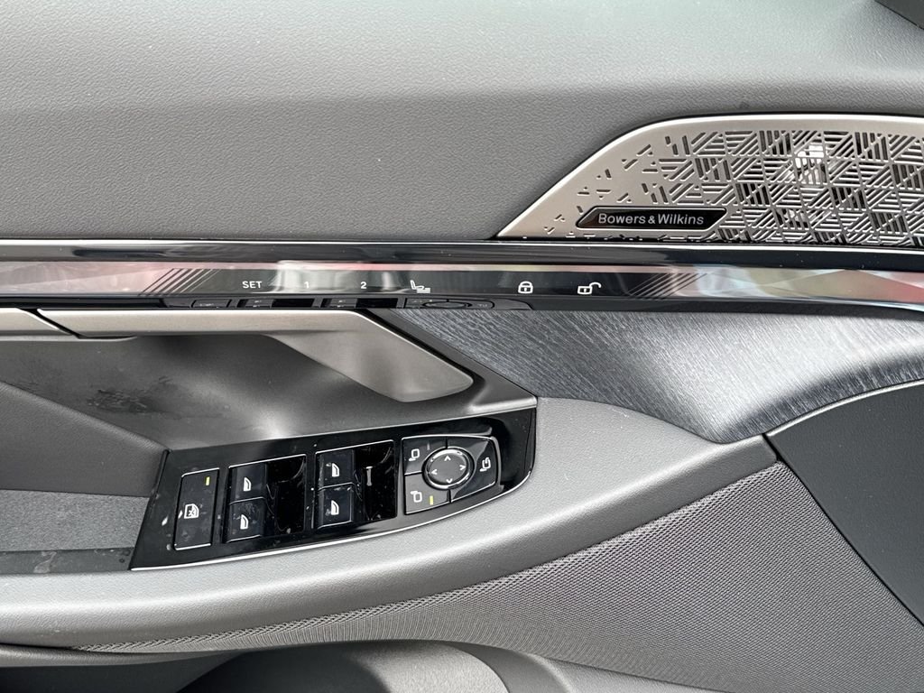 New 2027 Gray BMW 530i xDrive image 13