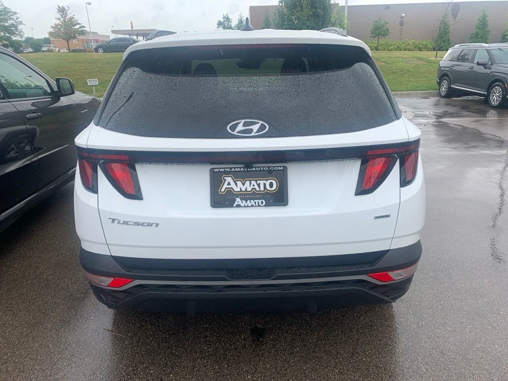 Certified Used 2024 White Hyundai SEL image 5