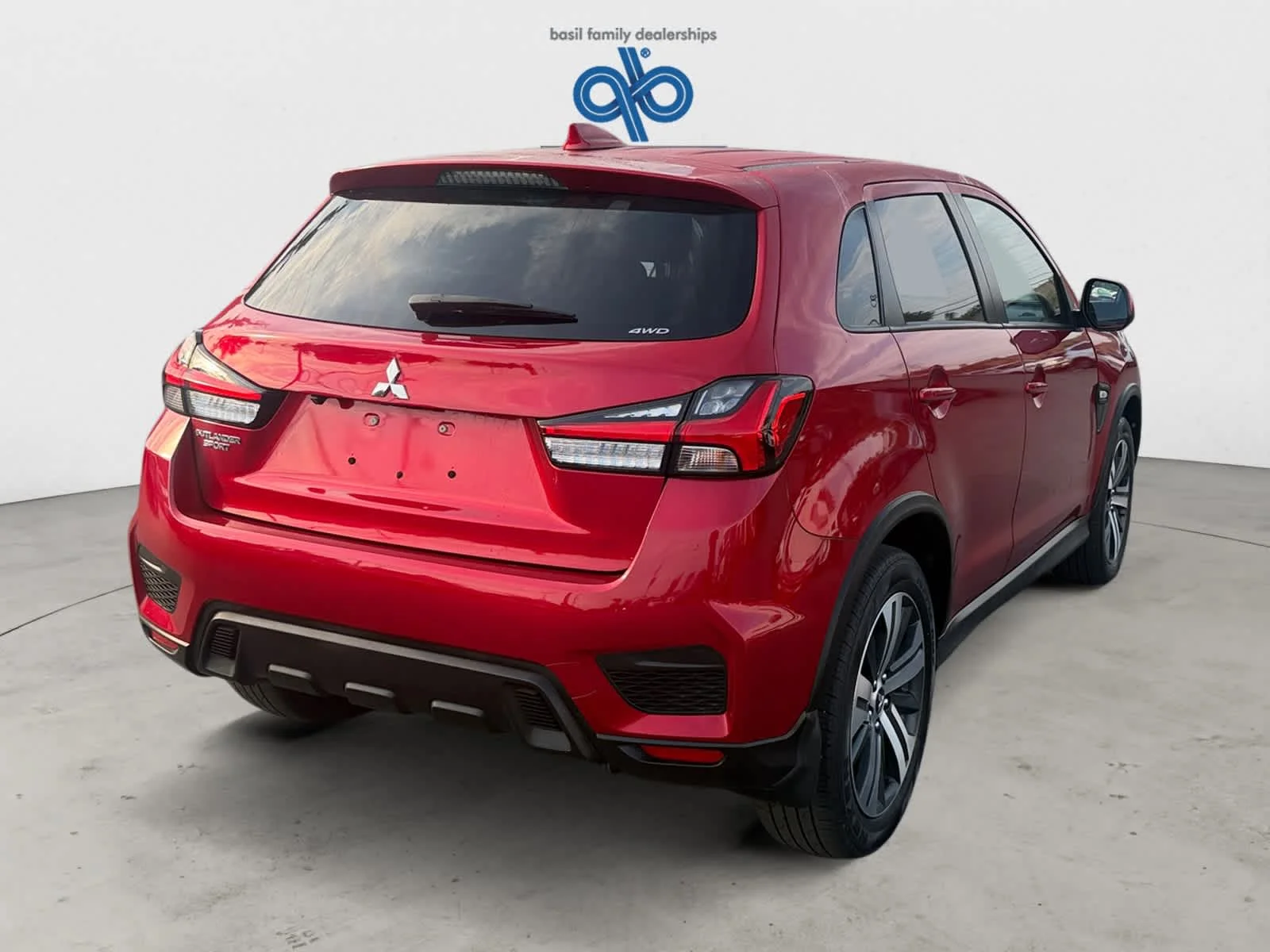Used 2024 Red Diamond Mitsubishi ES image 6