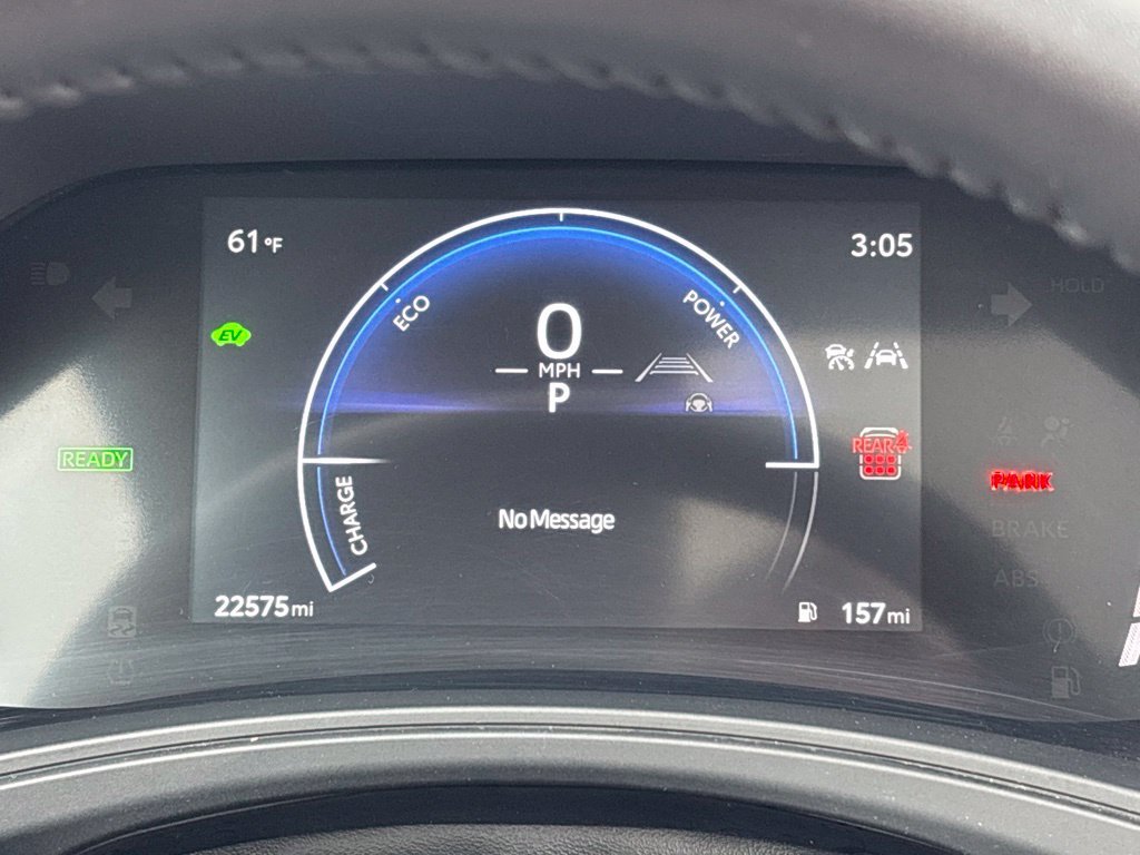 Used 2025  Toyota XLE image 22