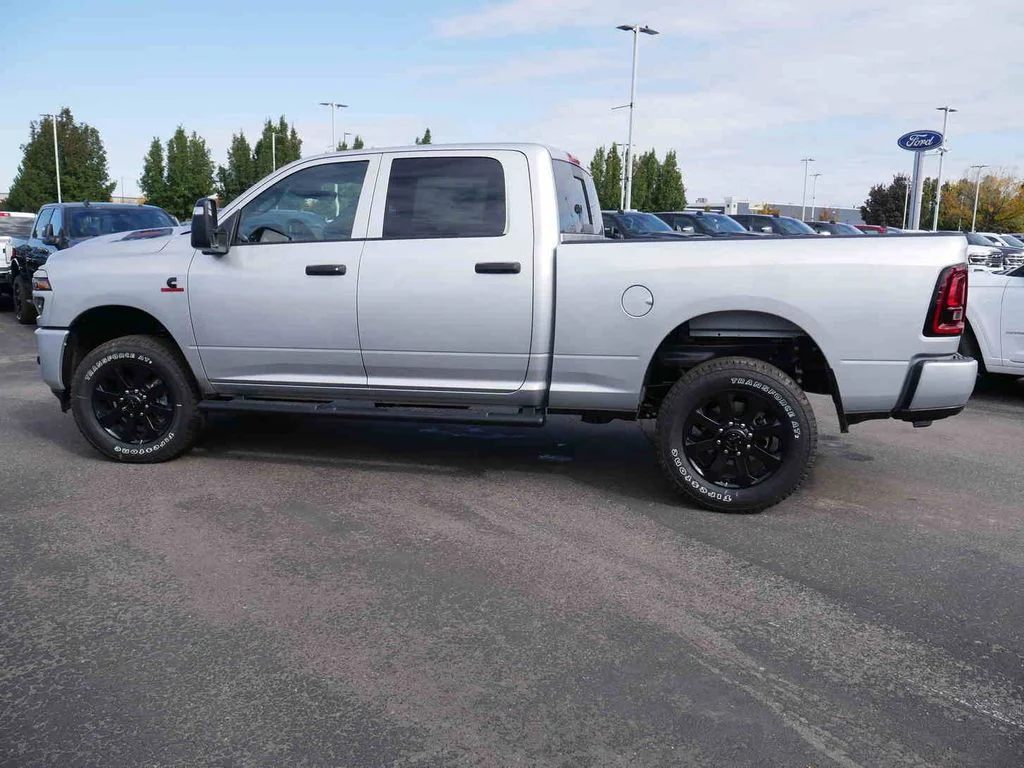 New 2026 Silver Ram Tradesman image 19