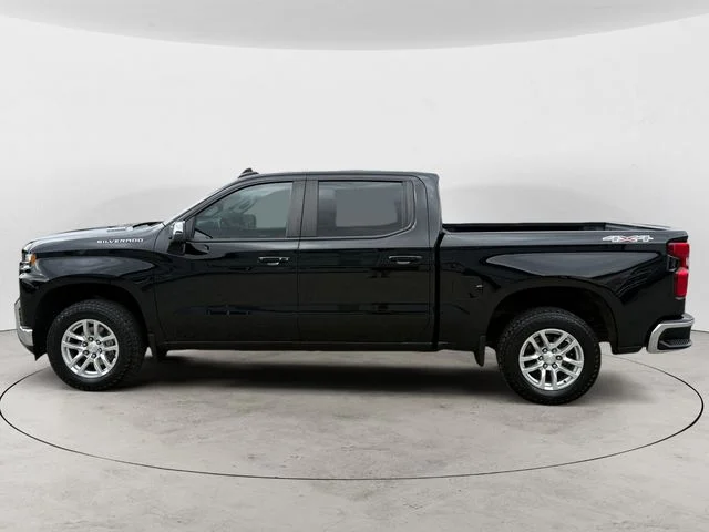 Used 2021 Black Chevrolet LT image 8