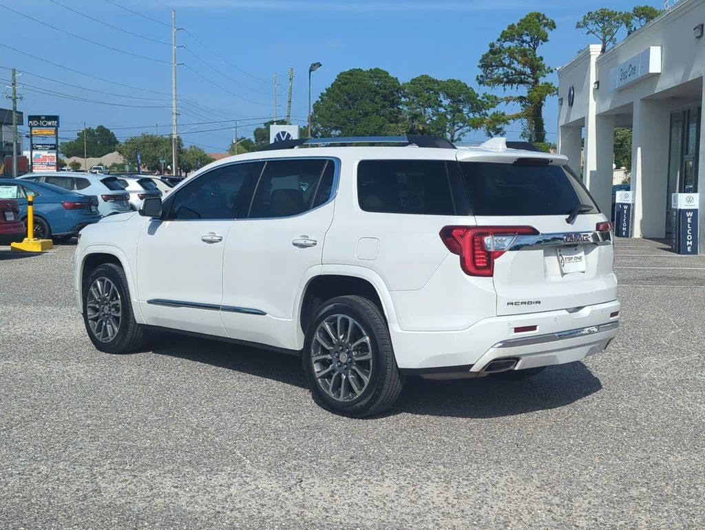 Used 2021 White GMC Denali image 5