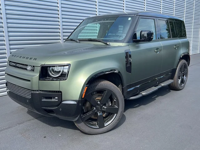 2026 Land Rover Defender X-Dynamic SE