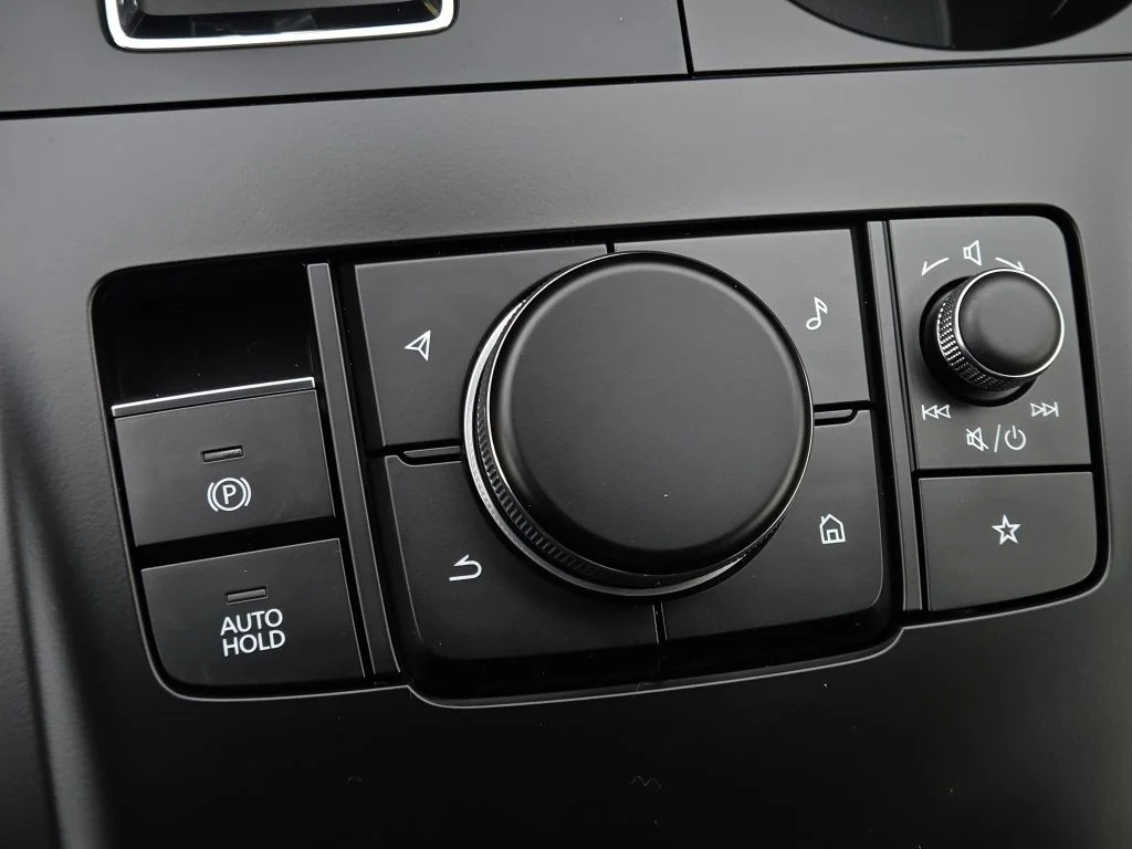 New 2026 White Mazda 3.3 Turbo Select image 6