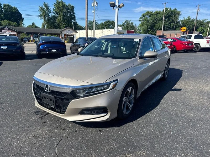 Used 2020  Honda EX-L image 3