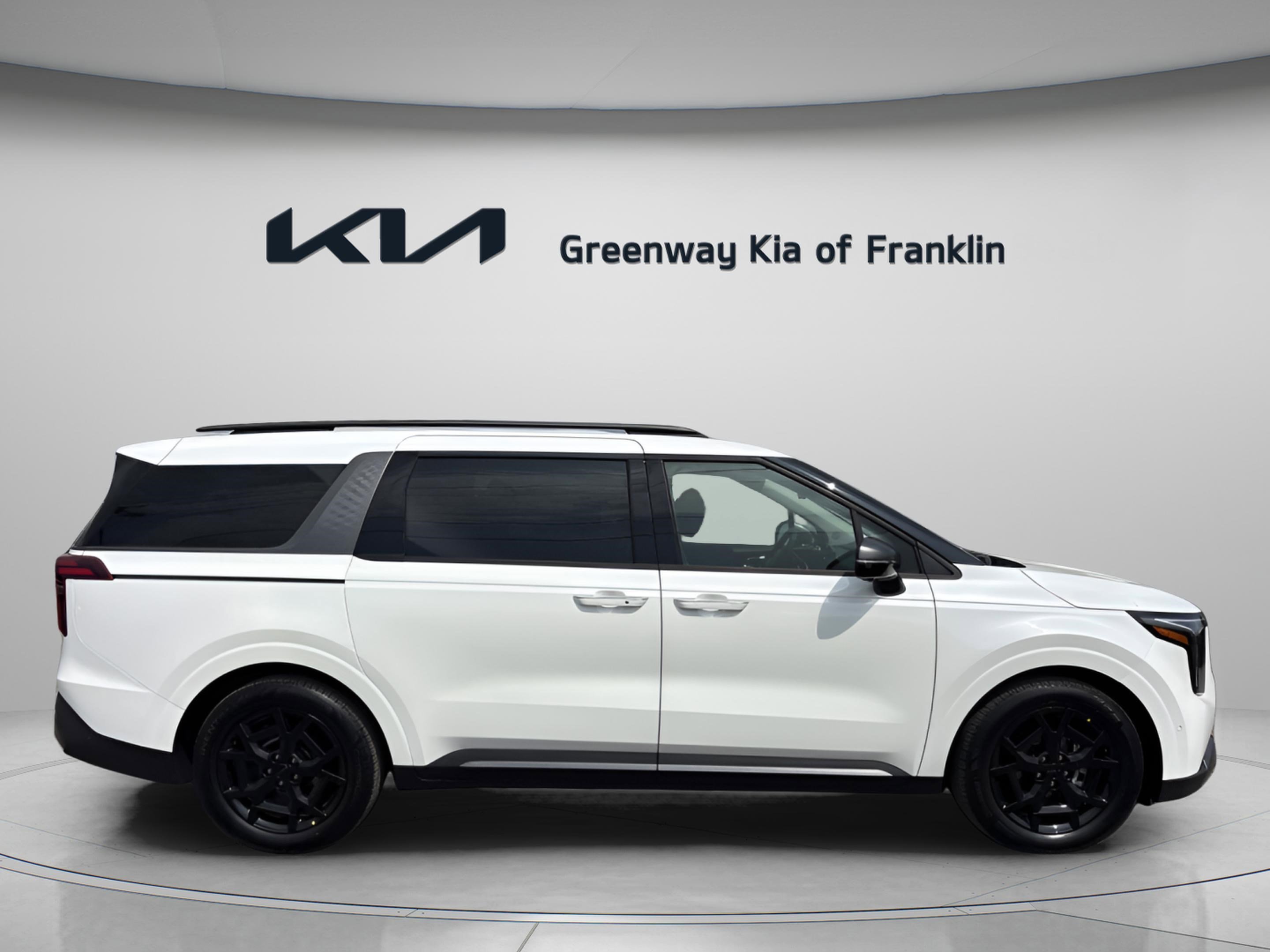 New 2026 Snow White Pearl Kia SX Prestige image 8