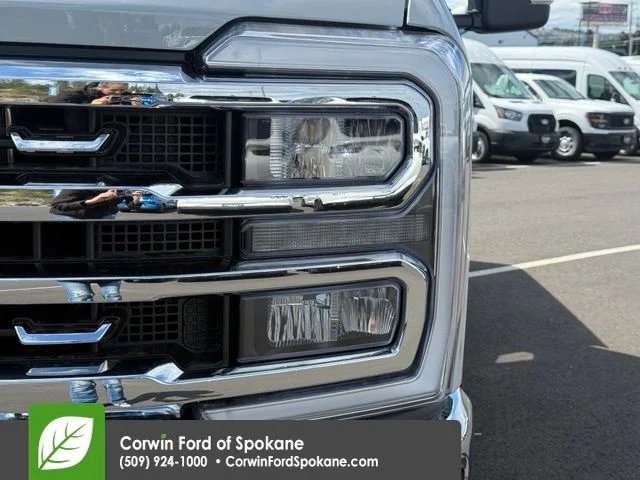 New 2026 Avalanche Ford Lariat image 7