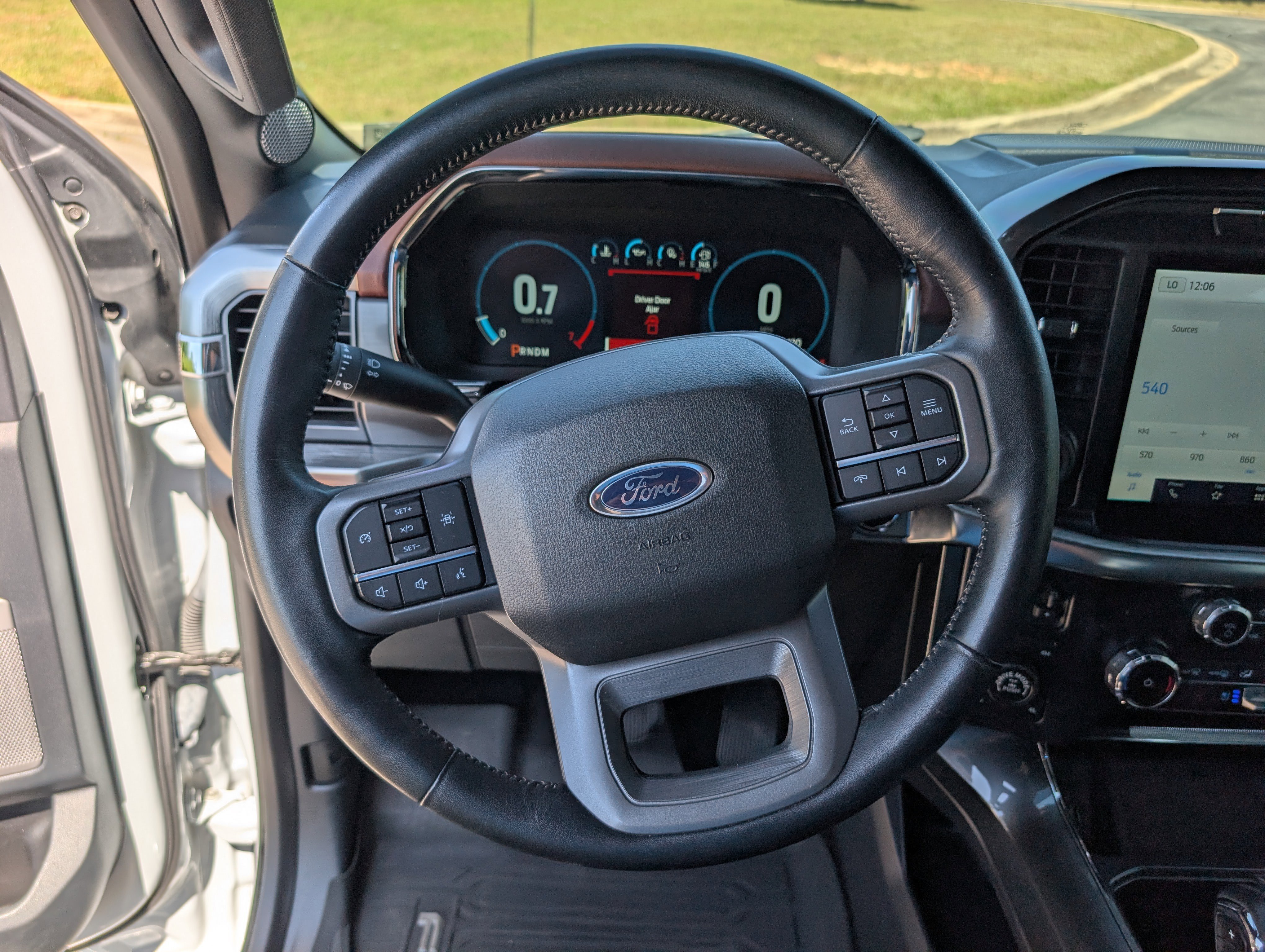 2022 Ford F-150 Lariat - Photo 20
