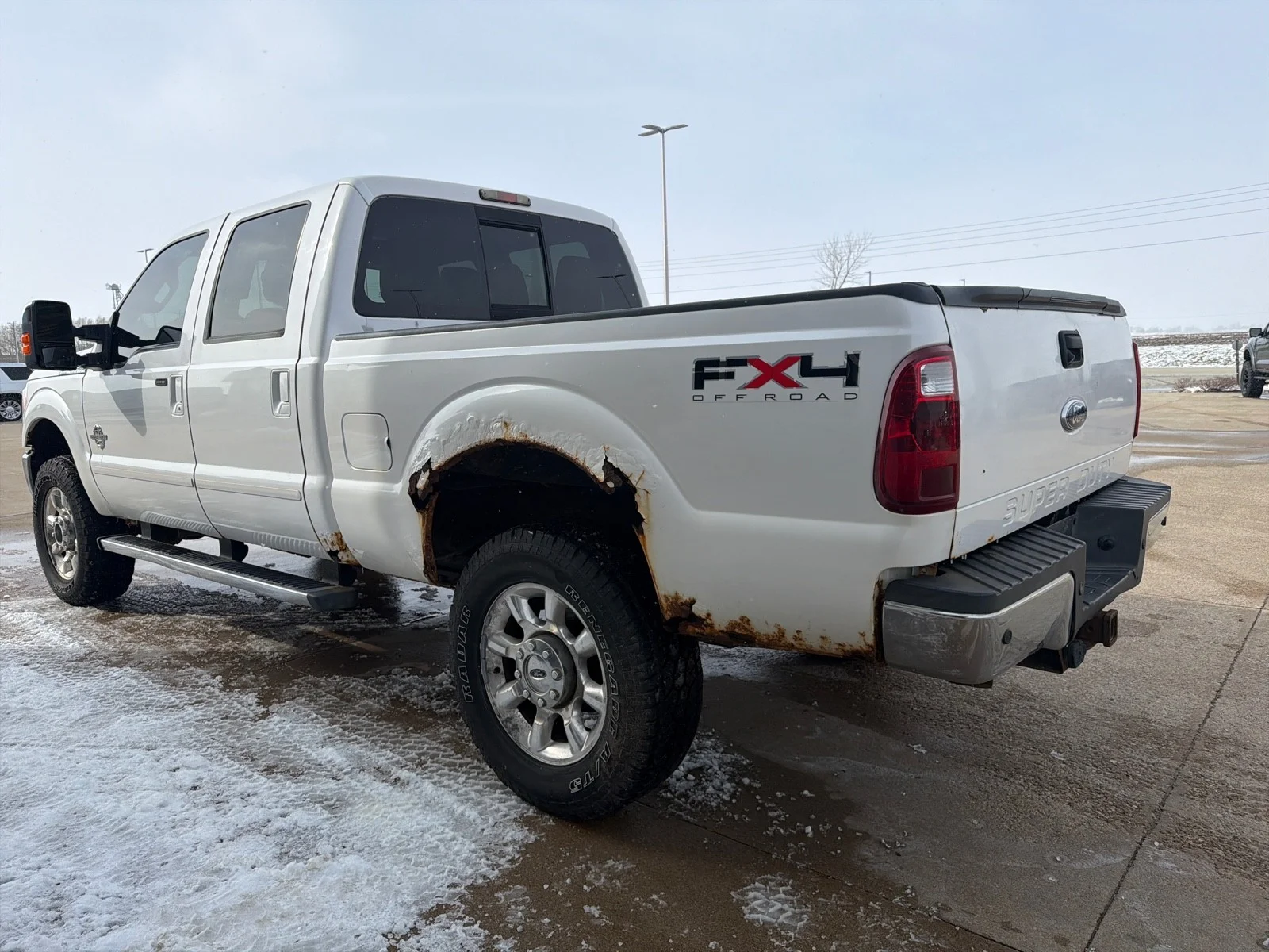 Used 2011 White Ford Lariat image 6