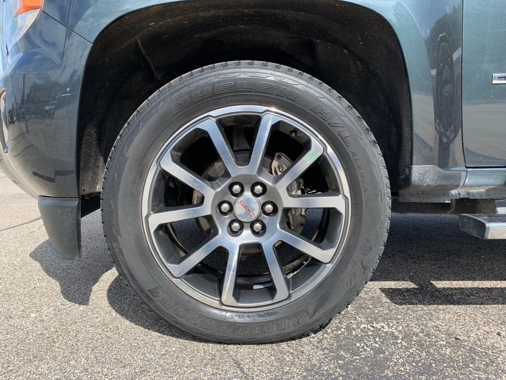 Used 2017 Gray GMC Denali image 32