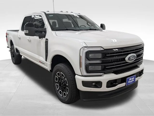 New 2026 Star White Metallic Tri-Coat Ford F-250® Platinum® image 65
