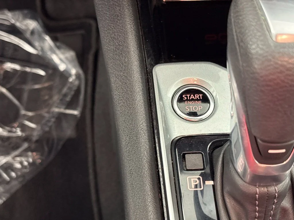 Used 2024 White Nissan 2.5 SV image 29