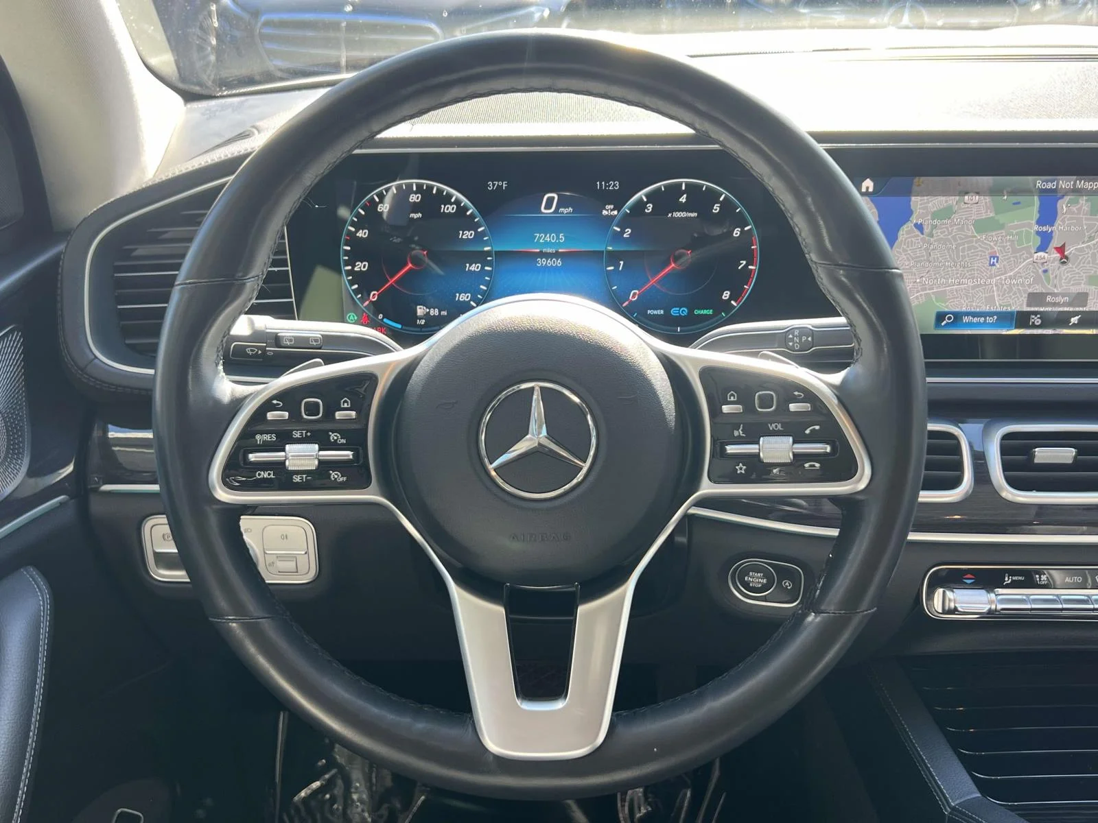 Certified Used 2023  Mercedes-Benz GLS 450 image 17