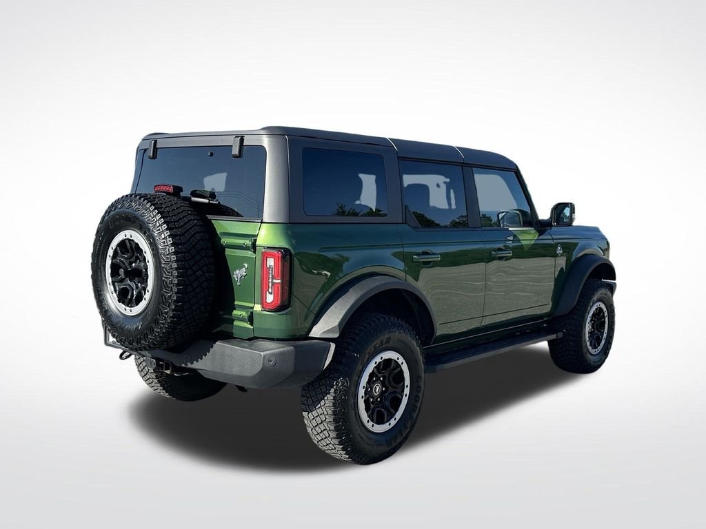 Used 2023 Green Ford Outer Banks image 8