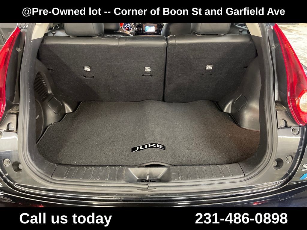 Used 2013 Black Nissan SL image 28