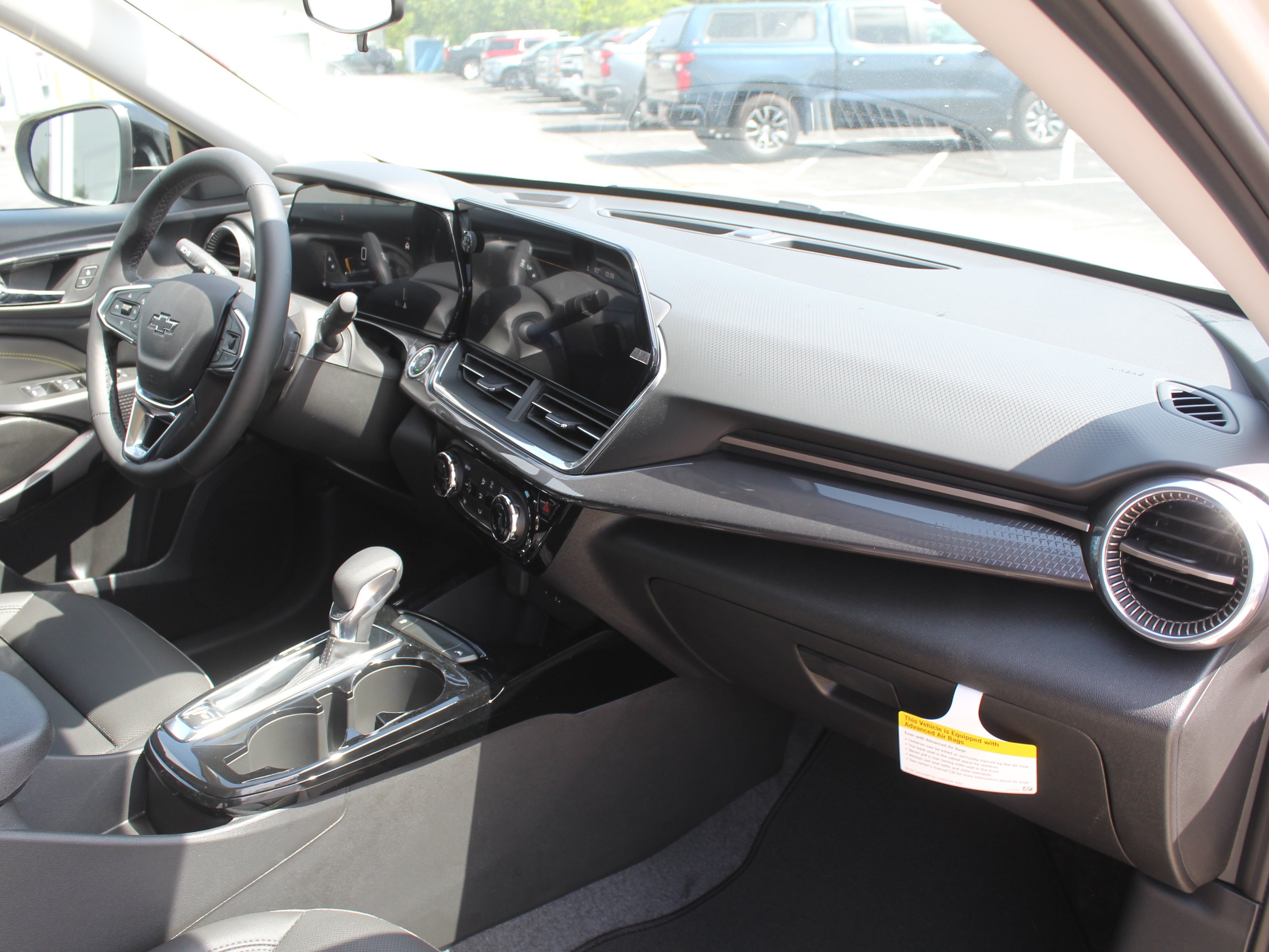 2026 Chevrolet Trax Activ - Photo 14