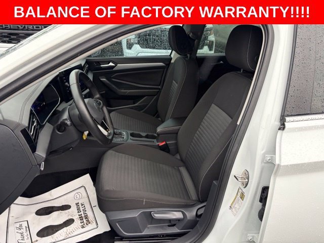 Used 2025 White Volkswagen 1.5T S image 13