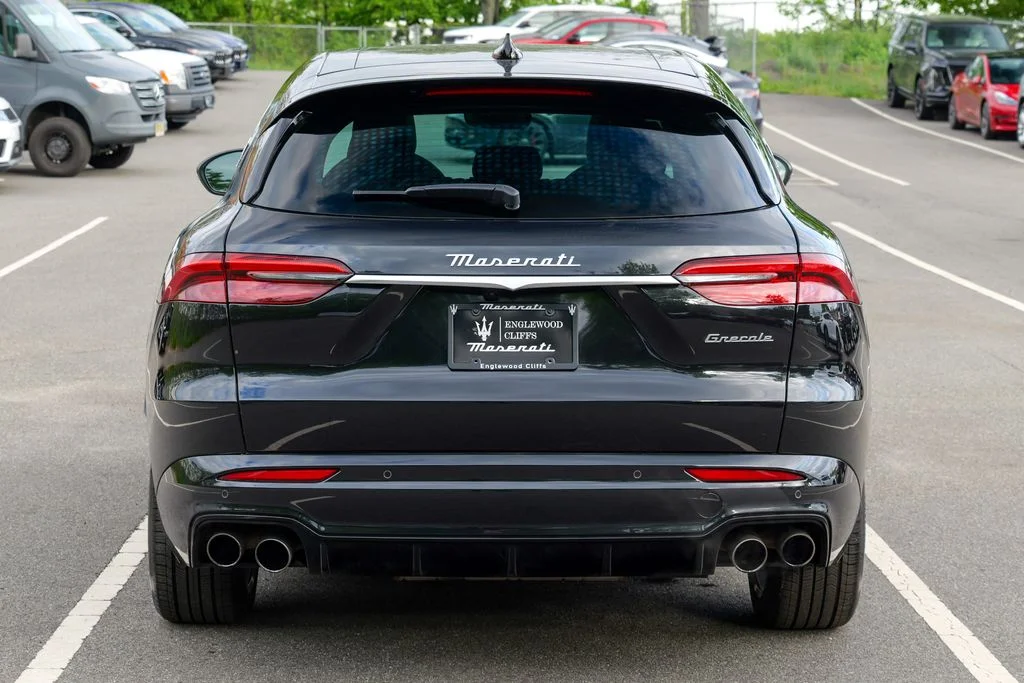 New 2025 Nero Noctis Black Maserati Base image 6