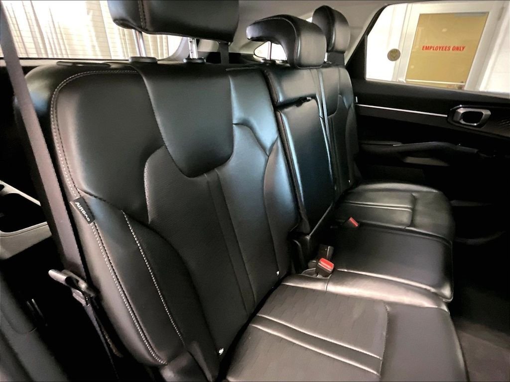 Used 2024 Black Kia S image 16