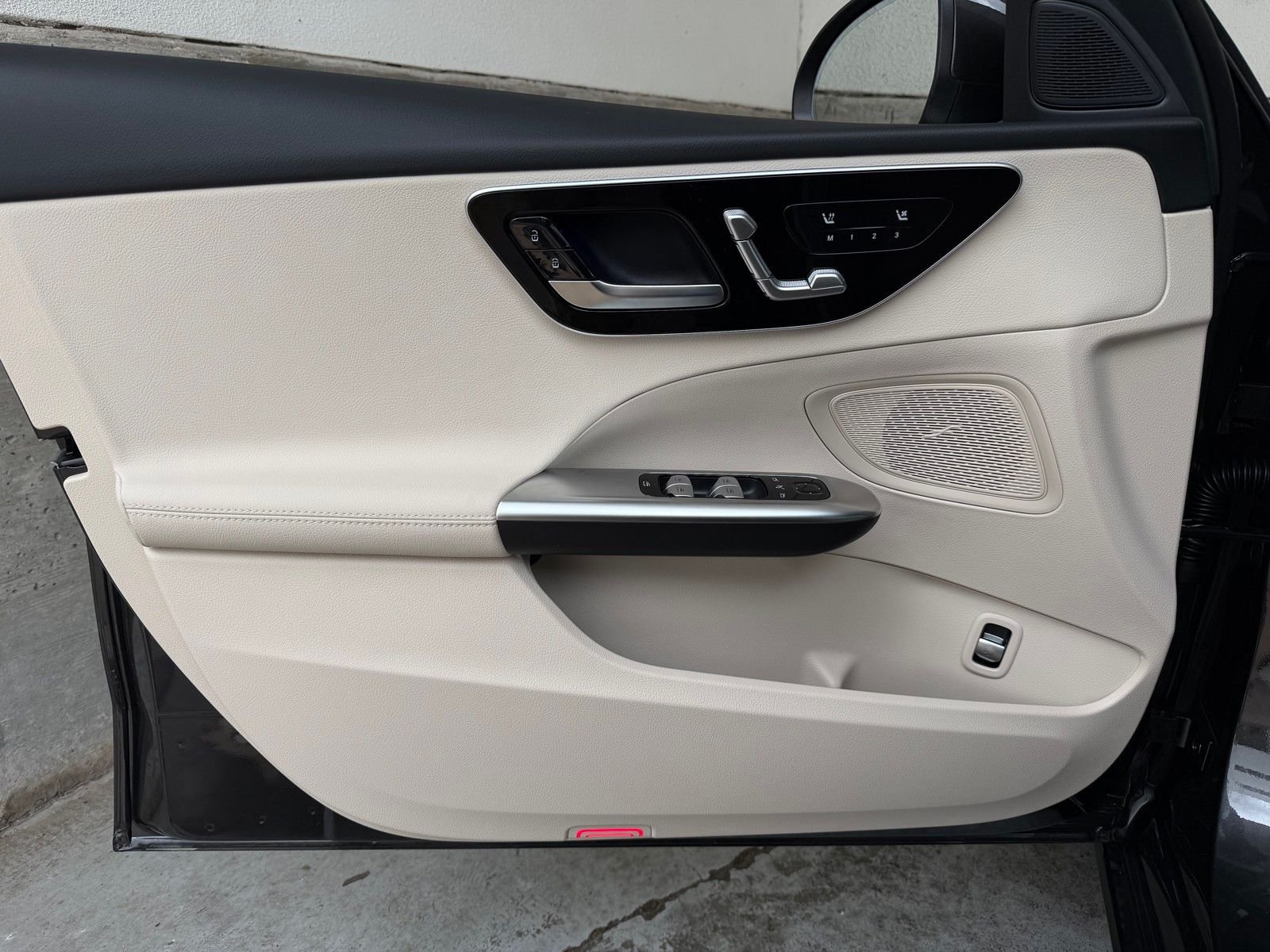 New 2026 Graphite Grey Metallic Mercedes-Benz C 300 image 16