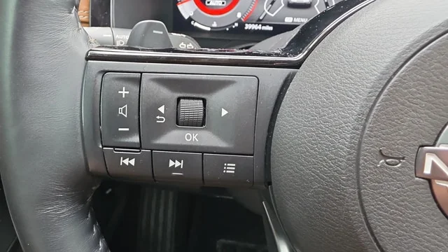 Used 2022 Boulder Gray Pearl Nissan Platinum image 21