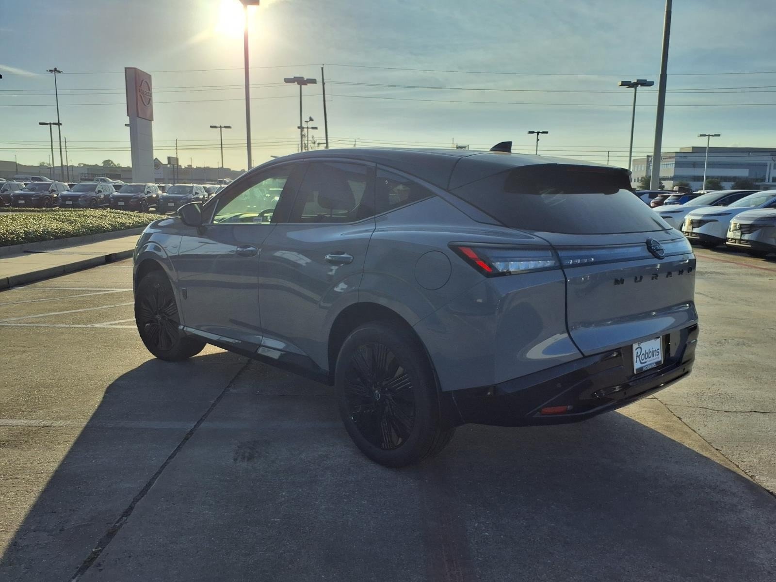 2027 Nissan Murano photo 4 of 25