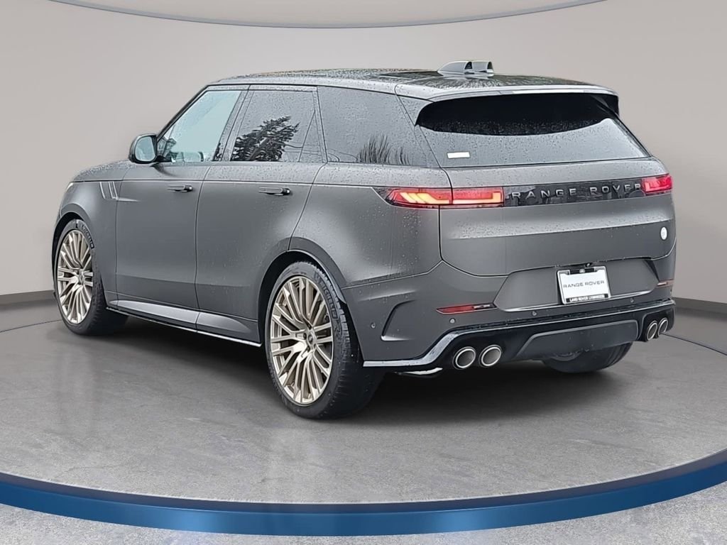 New 2025 Match-to-Sample Black in Satin finish LAND ROVER SV Edition Two image 7